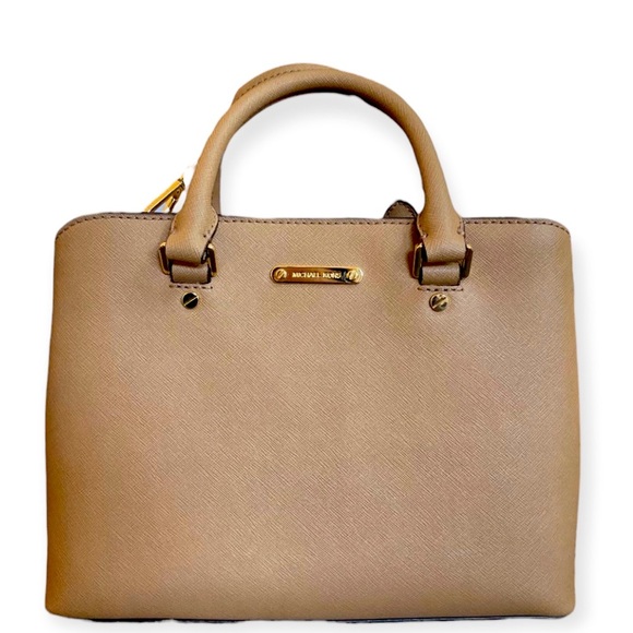 Michael Kors Savannah Satchel in Tan - Picture 1 of 6